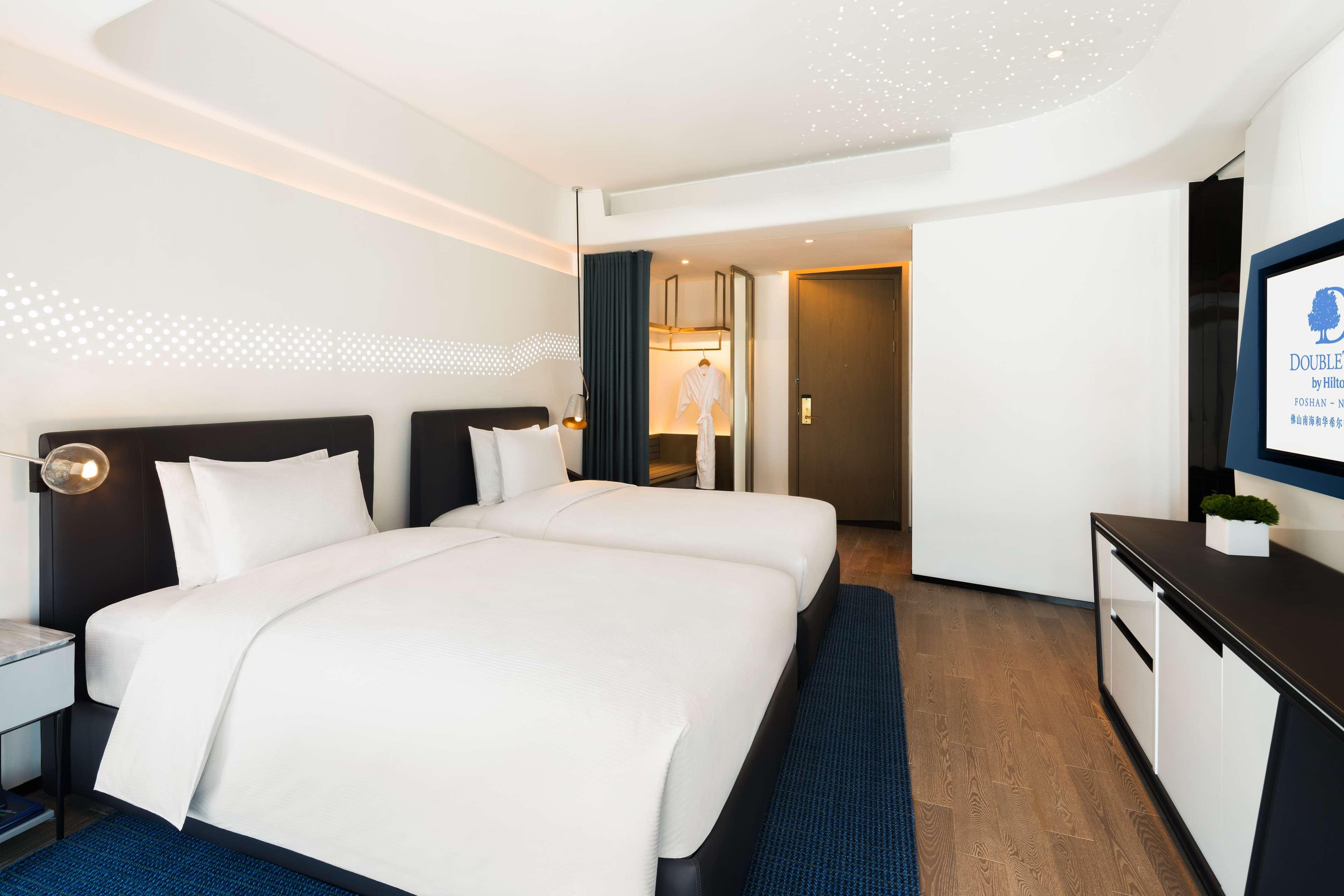 Doubletree By Hilton Foshan Nanhai-Free Canton Fair Shuttle Bus Esterno foto