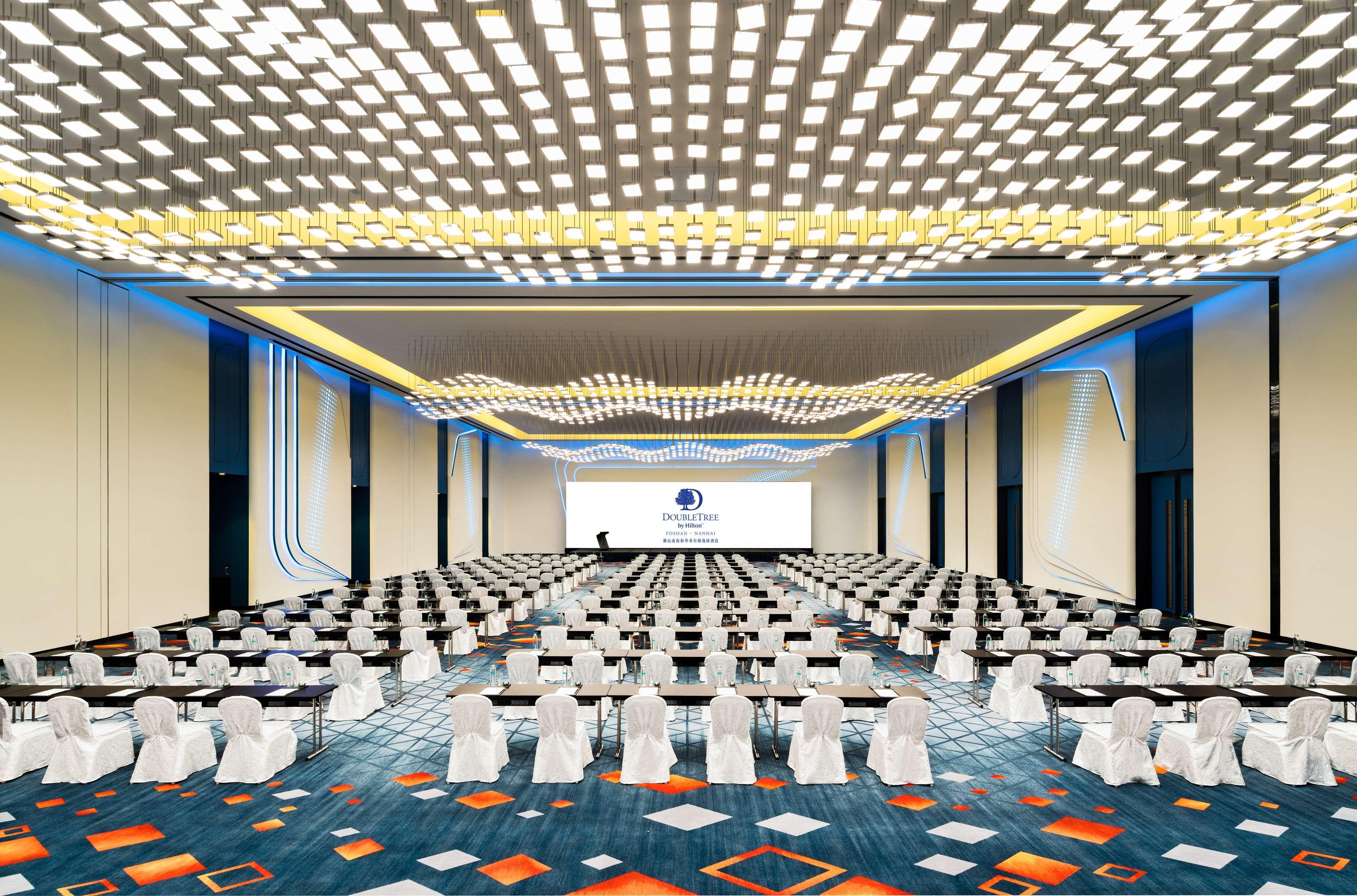 Doubletree By Hilton Foshan Nanhai-Free Canton Fair Shuttle Bus Esterno foto